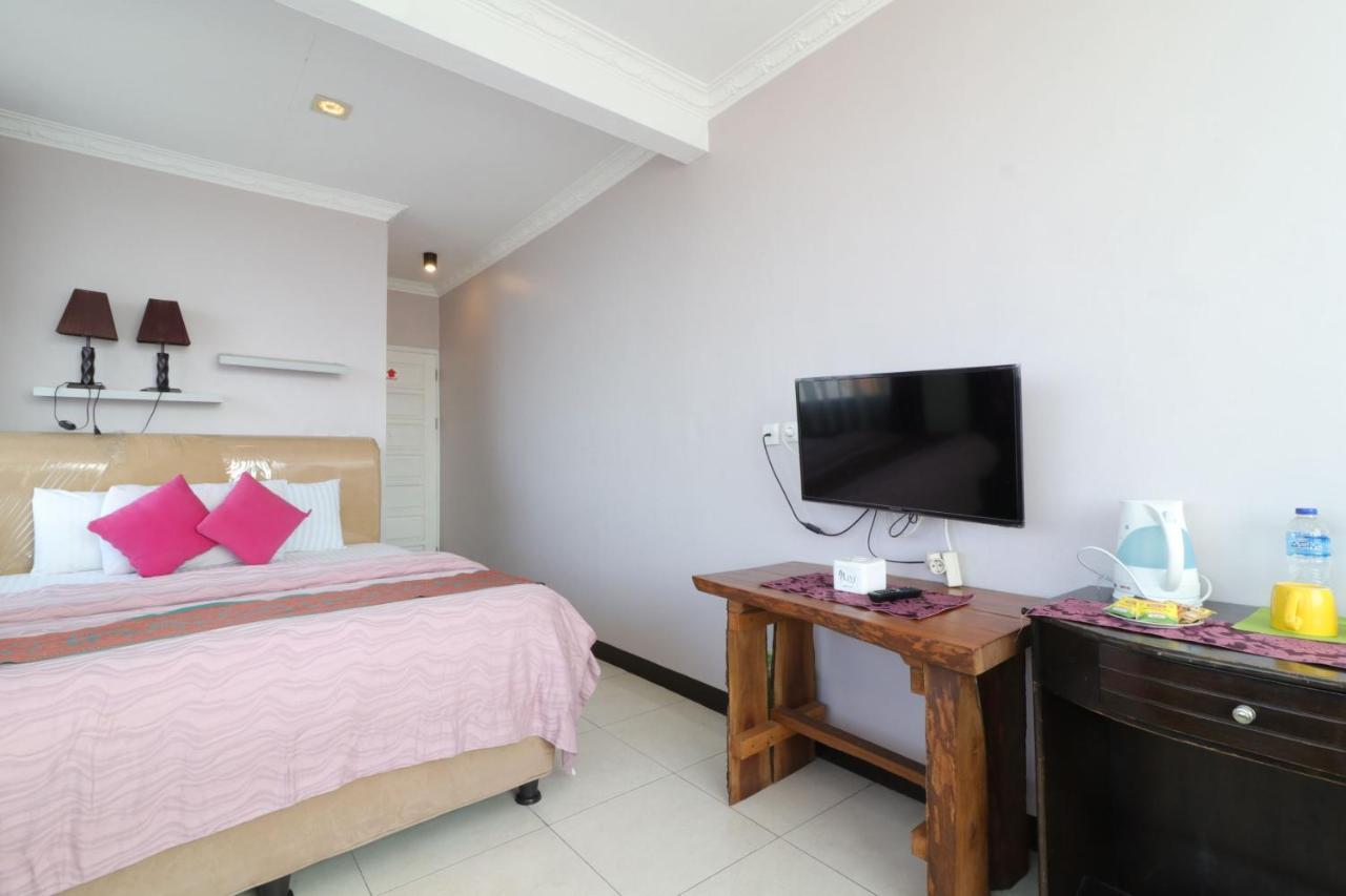 Lembur Incu Syariah Villa & Resto Lembang Exterior photo
